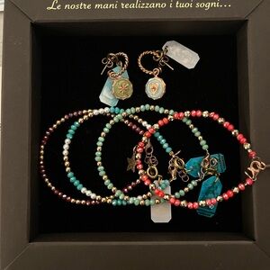 Beautiful earrings and bracelets set!  Purchased in Italy! 🇮🇹